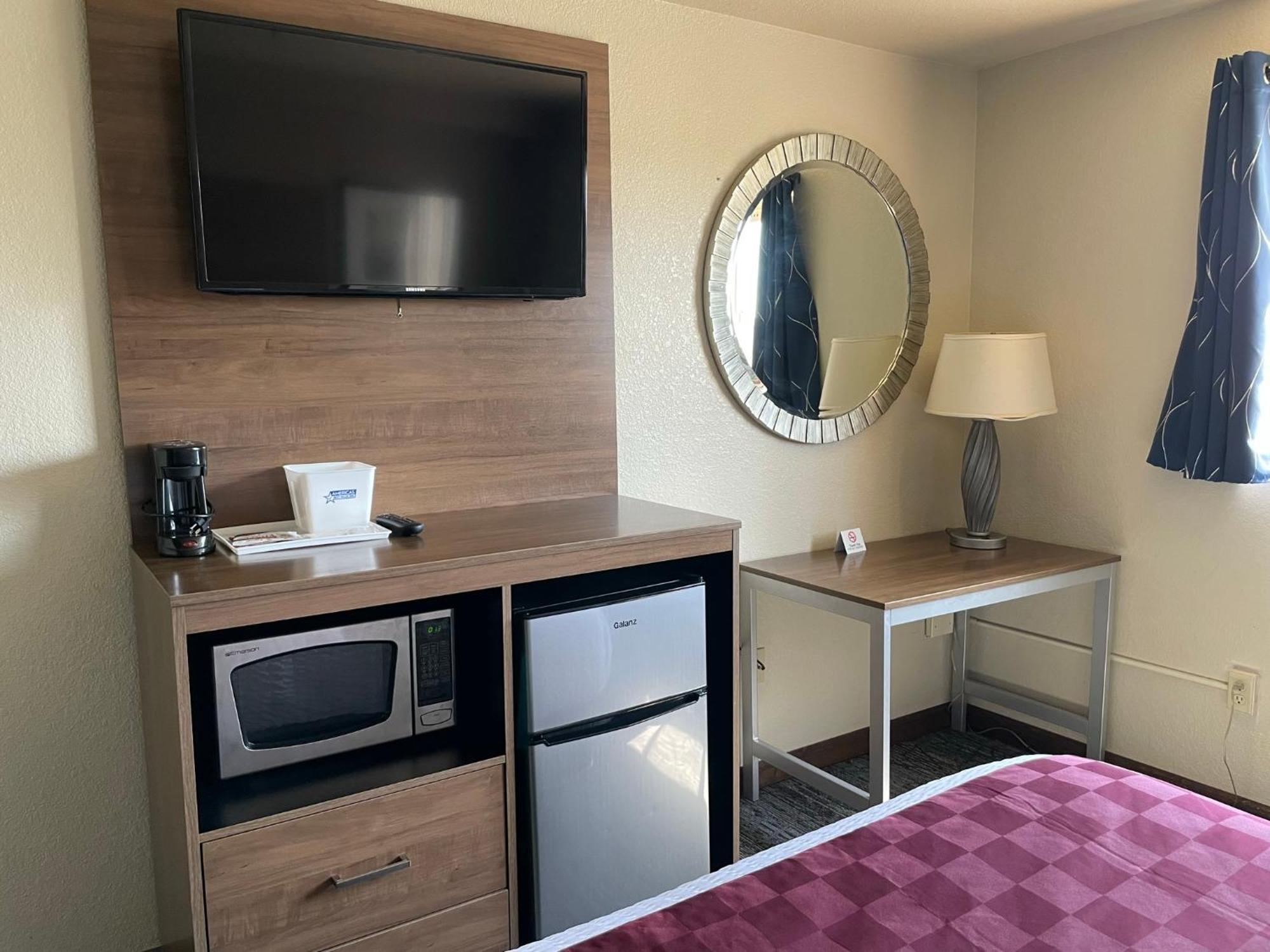 Americas Best Value Inn Lynnwood Zewnętrze zdjęcie