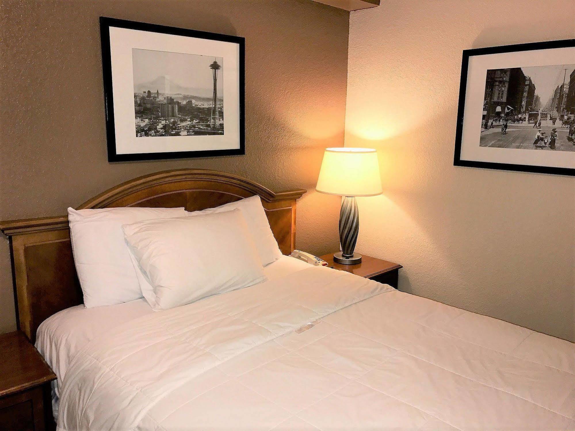 Americas Best Value Inn Lynnwood Zewnętrze zdjęcie